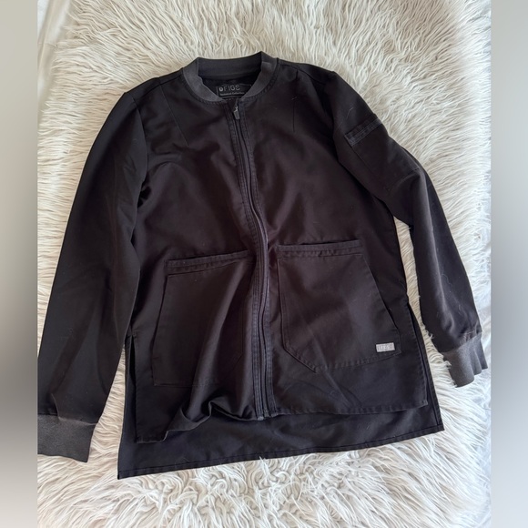 Figs scrub jacket - Picture 2 of 3